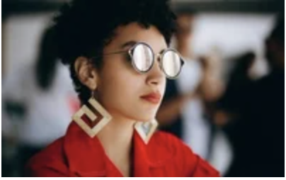 About-SunGlassHut